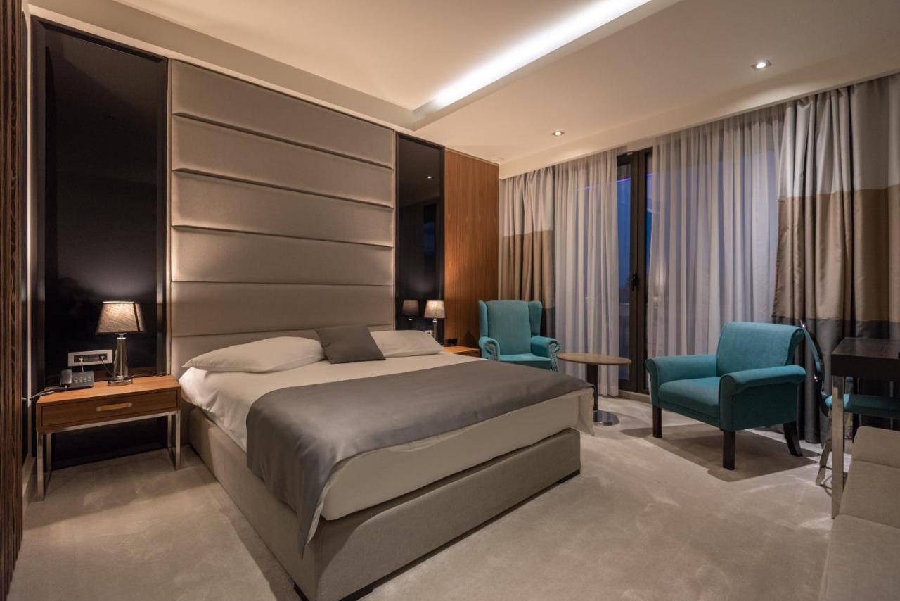 Hotel Abc ليسكوفاك المظهر الخارجي الصورة